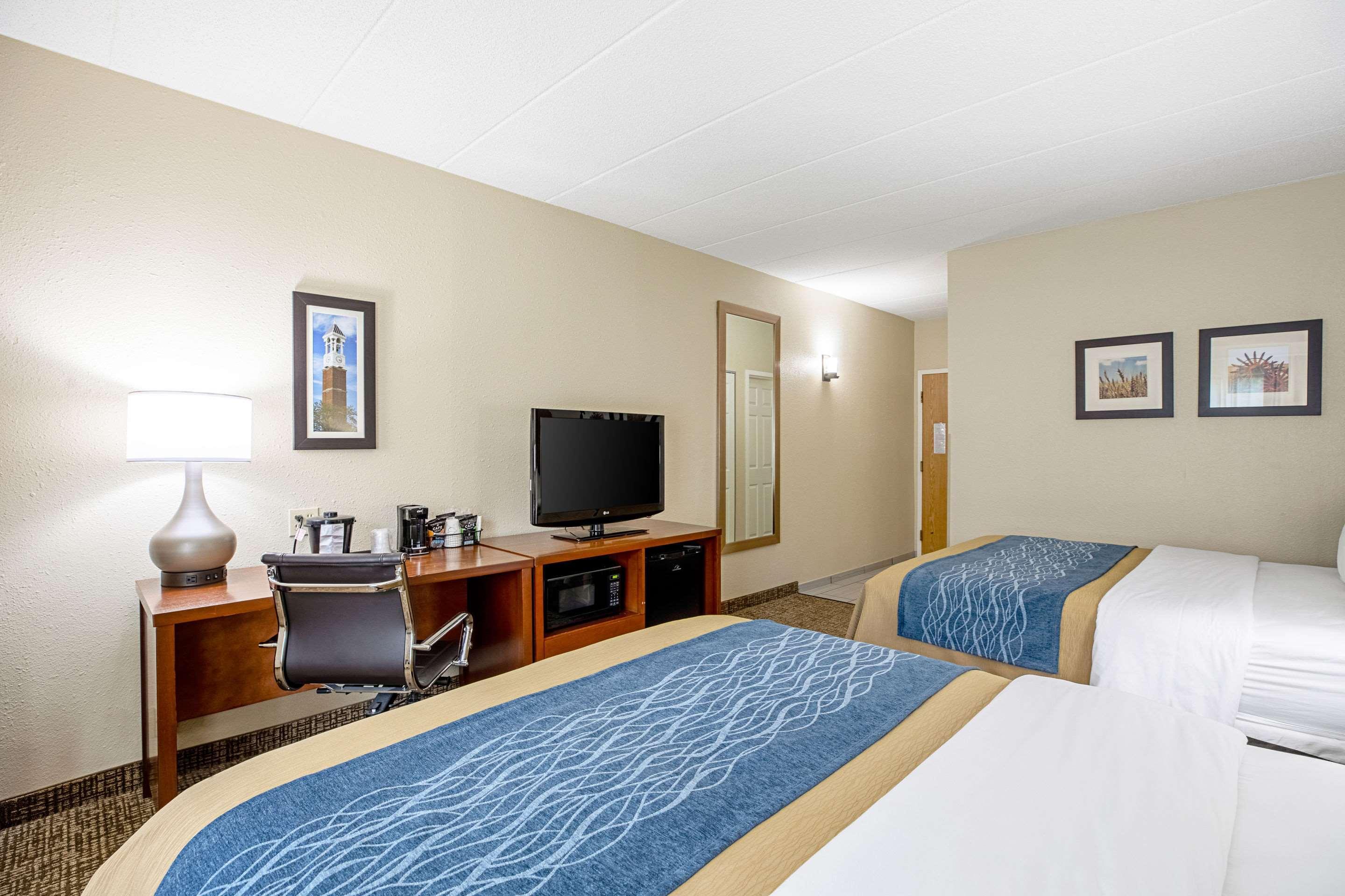 Comfort Inn Indianapolis North - Carmel Exterior photo