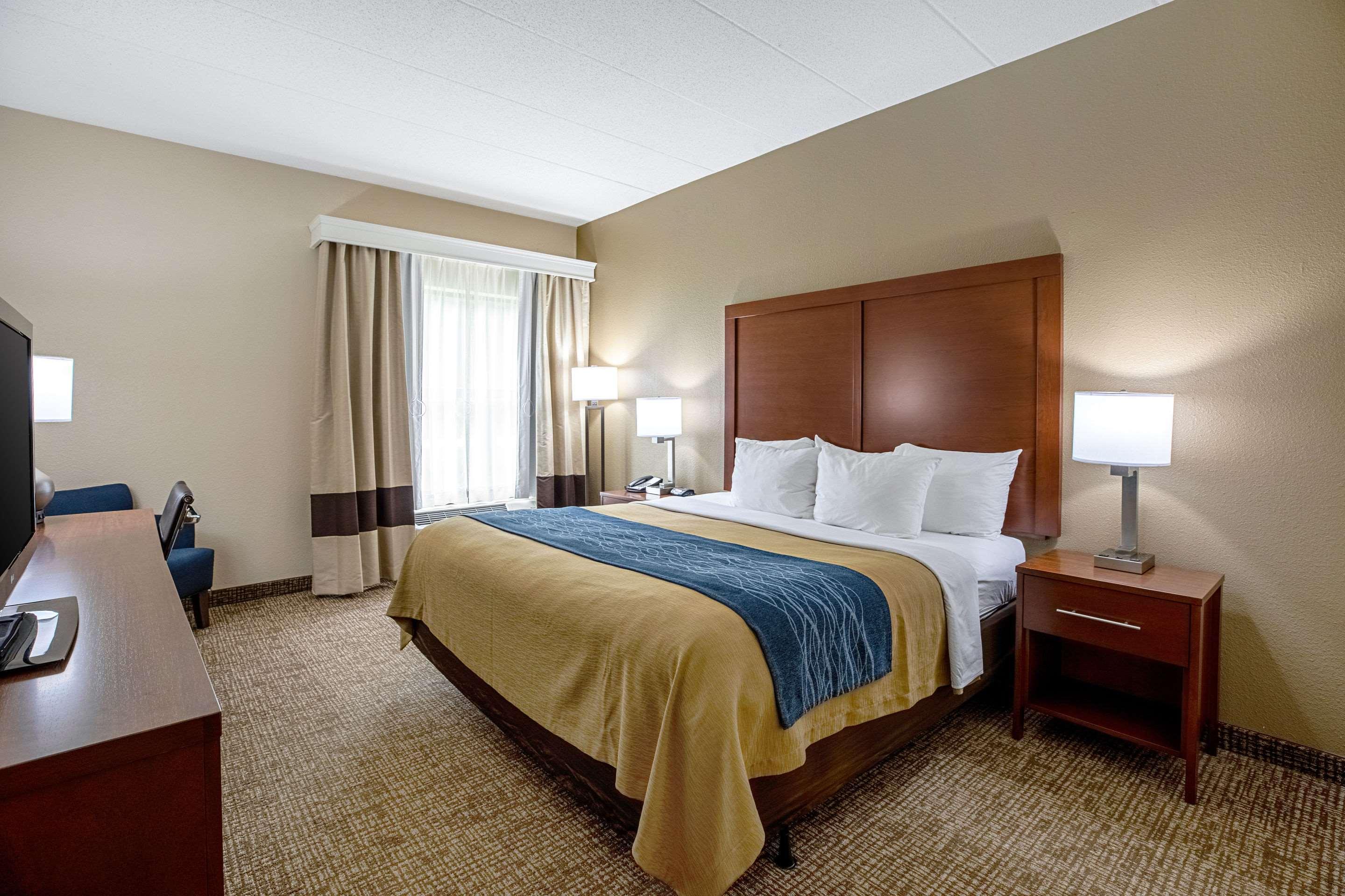Comfort Inn Indianapolis North - Carmel Exterior photo