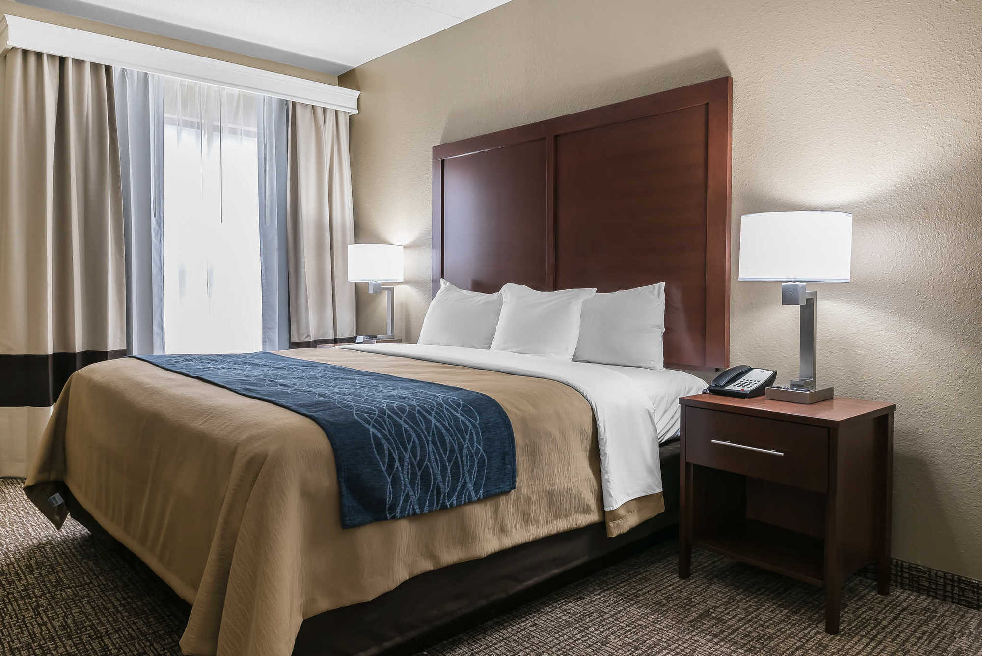 Comfort Inn Indianapolis North - Carmel Room photo