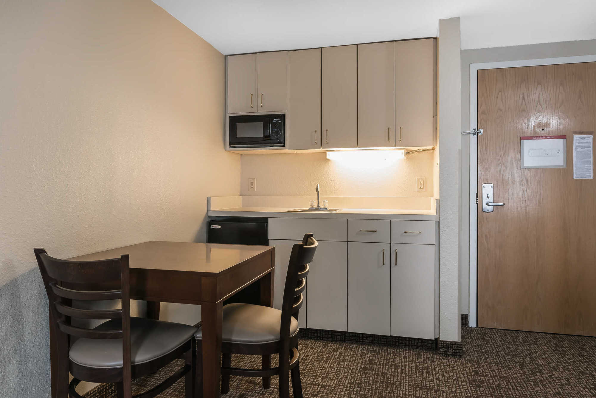 Comfort Inn Indianapolis North - Carmel Room photo