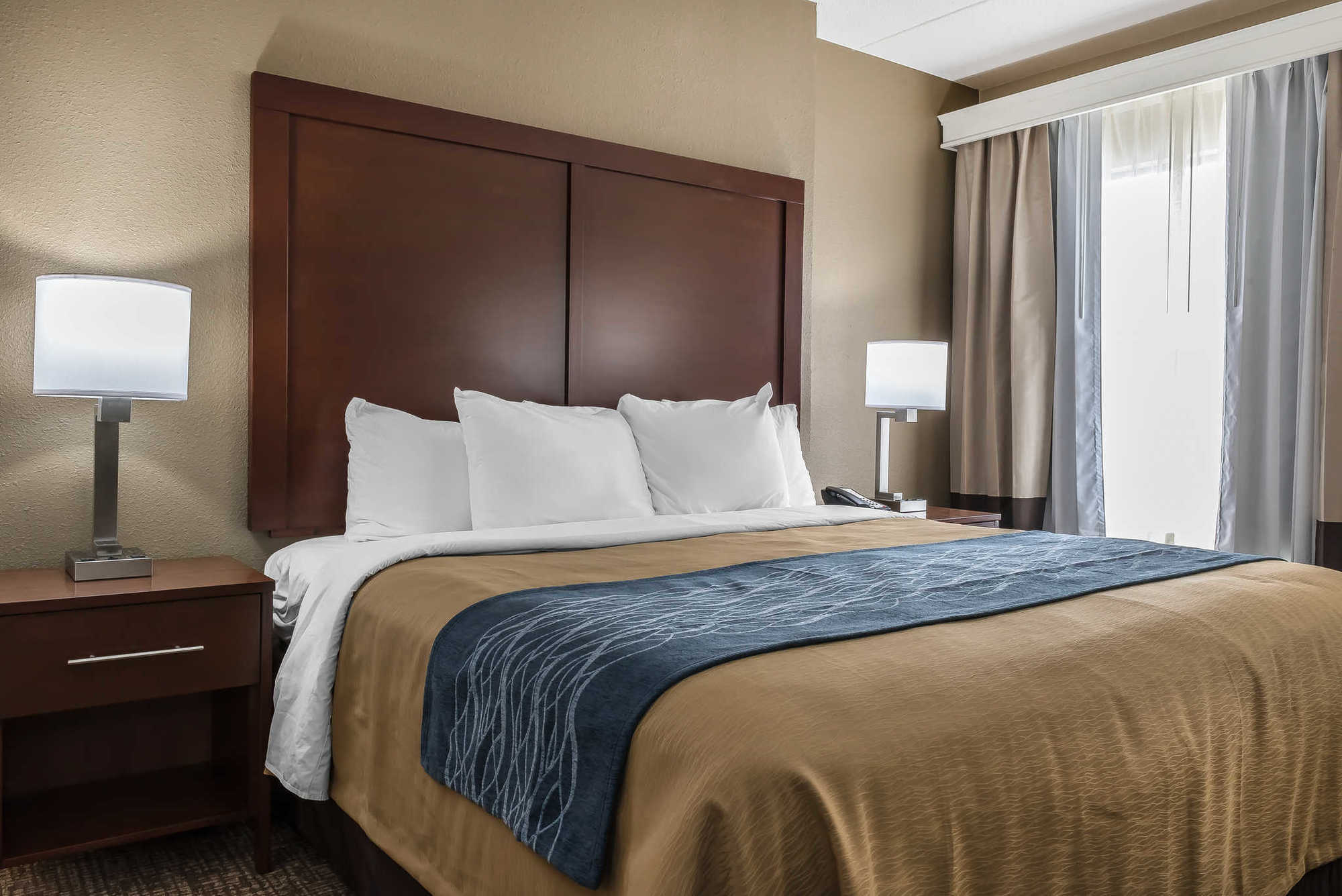 Comfort Inn Indianapolis North - Carmel Room photo