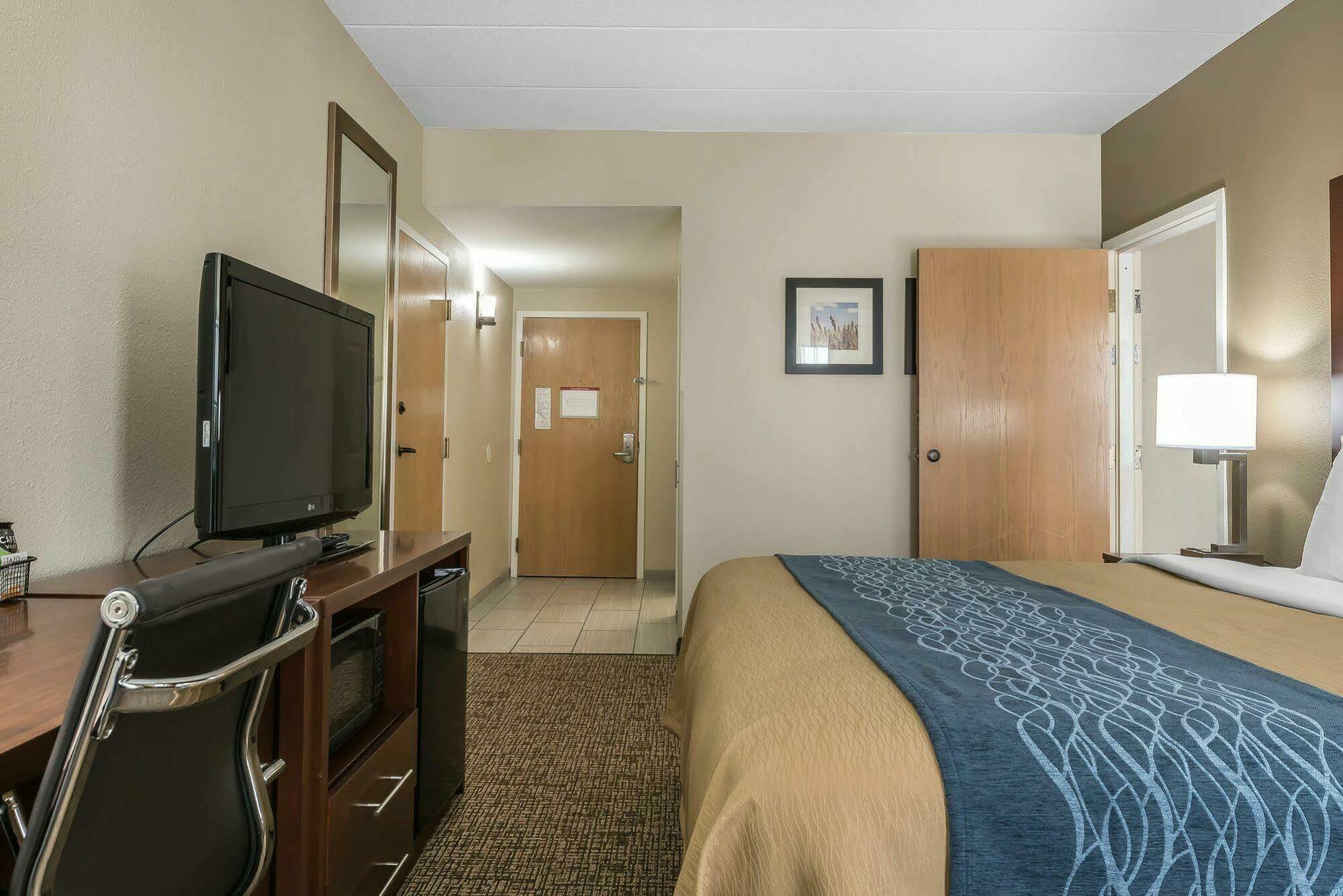 Comfort Inn Indianapolis North - Carmel Exterior photo