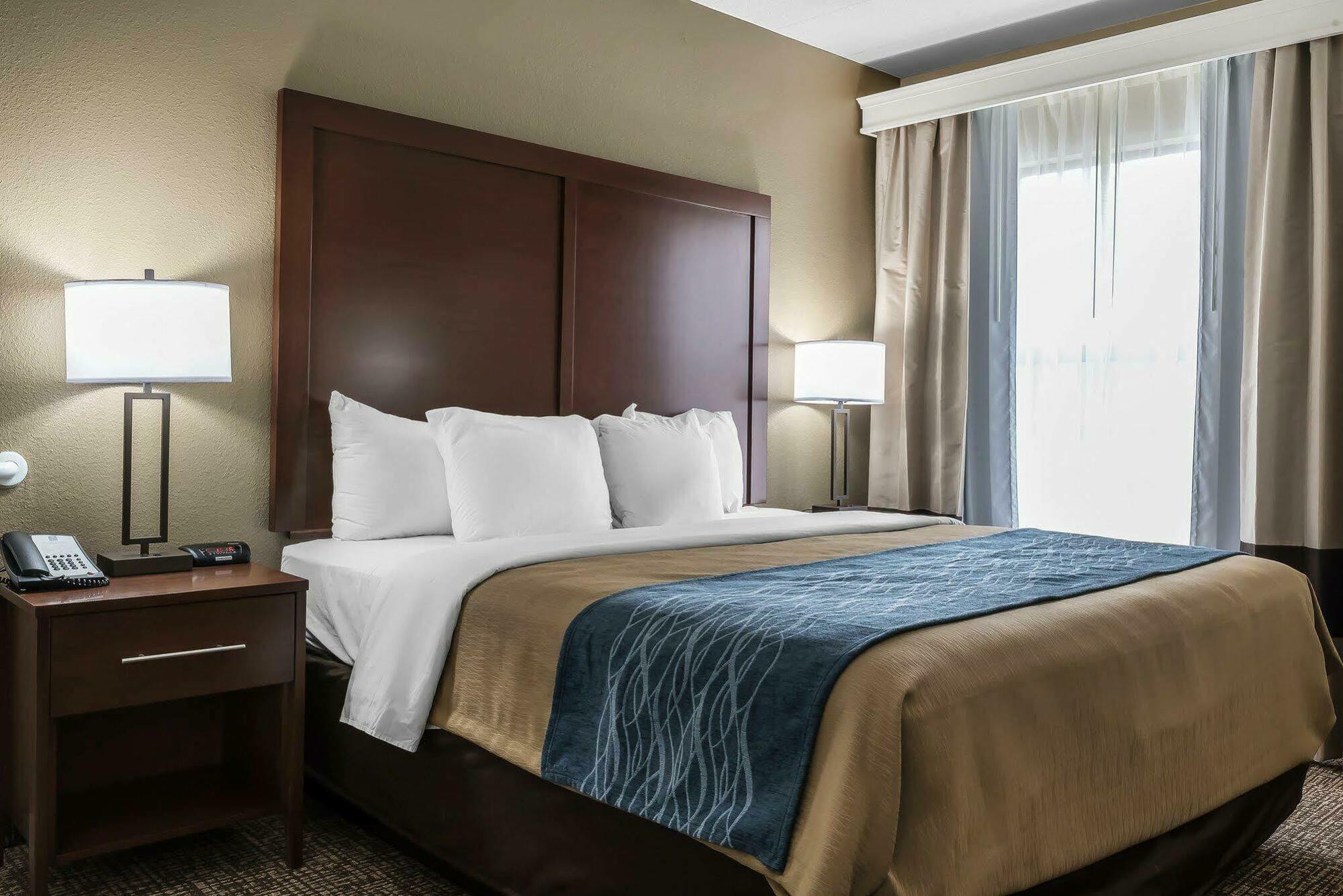 Comfort Inn Indianapolis North - Carmel Exterior photo